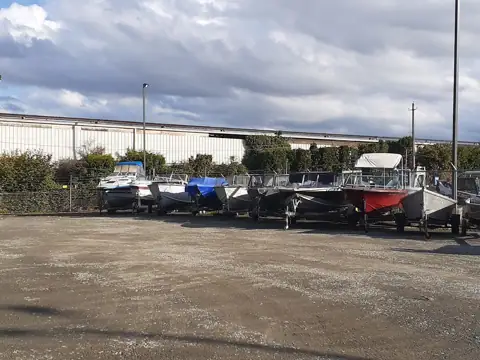 PDX Auto Storage,RV,Equipment,Valet Airportparking photo 2