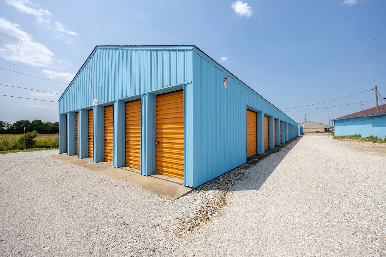 Bigger Garage Self-Storage, RV storage in Whiteland