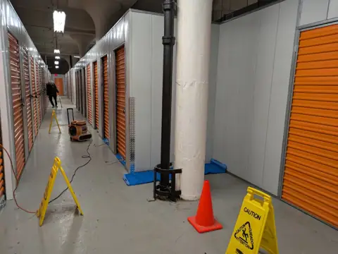 Public Storage photo 2