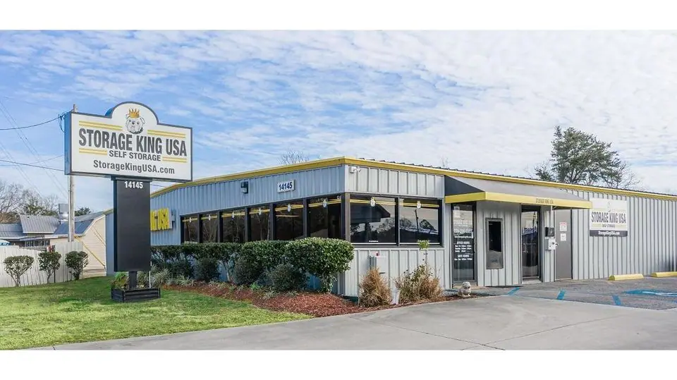 Storage King USA, RV storage in Gulfport
