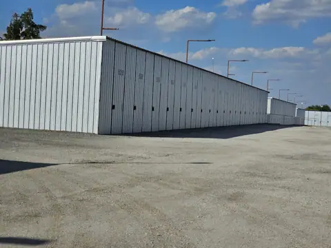 Bettis Boat & RV Storage photo 2