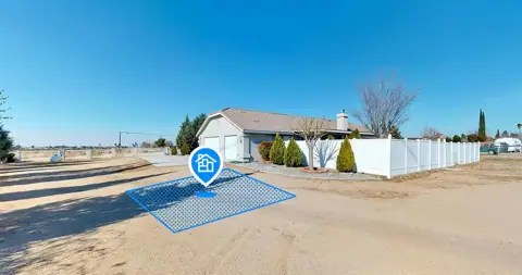 Weston's RV Storage of Hesperia photo 3