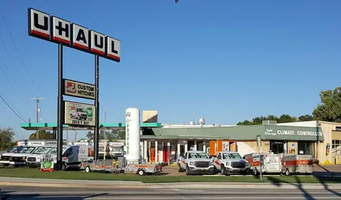 U-Haul Moving & Storage at Memorial Dr in Tulsa, OK