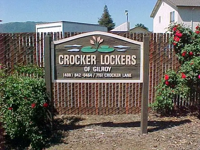 Crocker's Lockers of Gilroy, RV storage in Gilroy