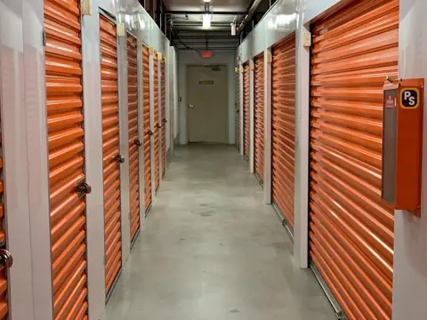 Public Storage photo 2