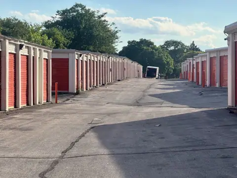 Public Storage photo 3