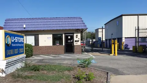 U-Store photo 2