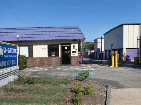 U-Store photo 3