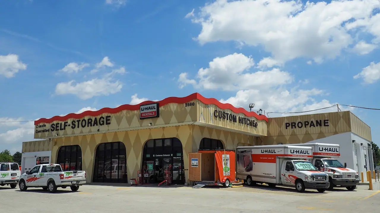 Self-Storage at U-Haul, RV storage in Columbus
