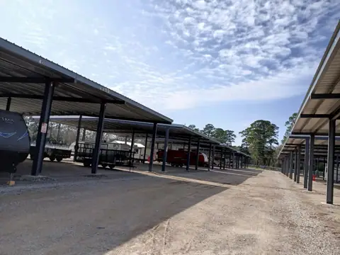 Tejas Hufsmith Boat & RV Storage photo 2