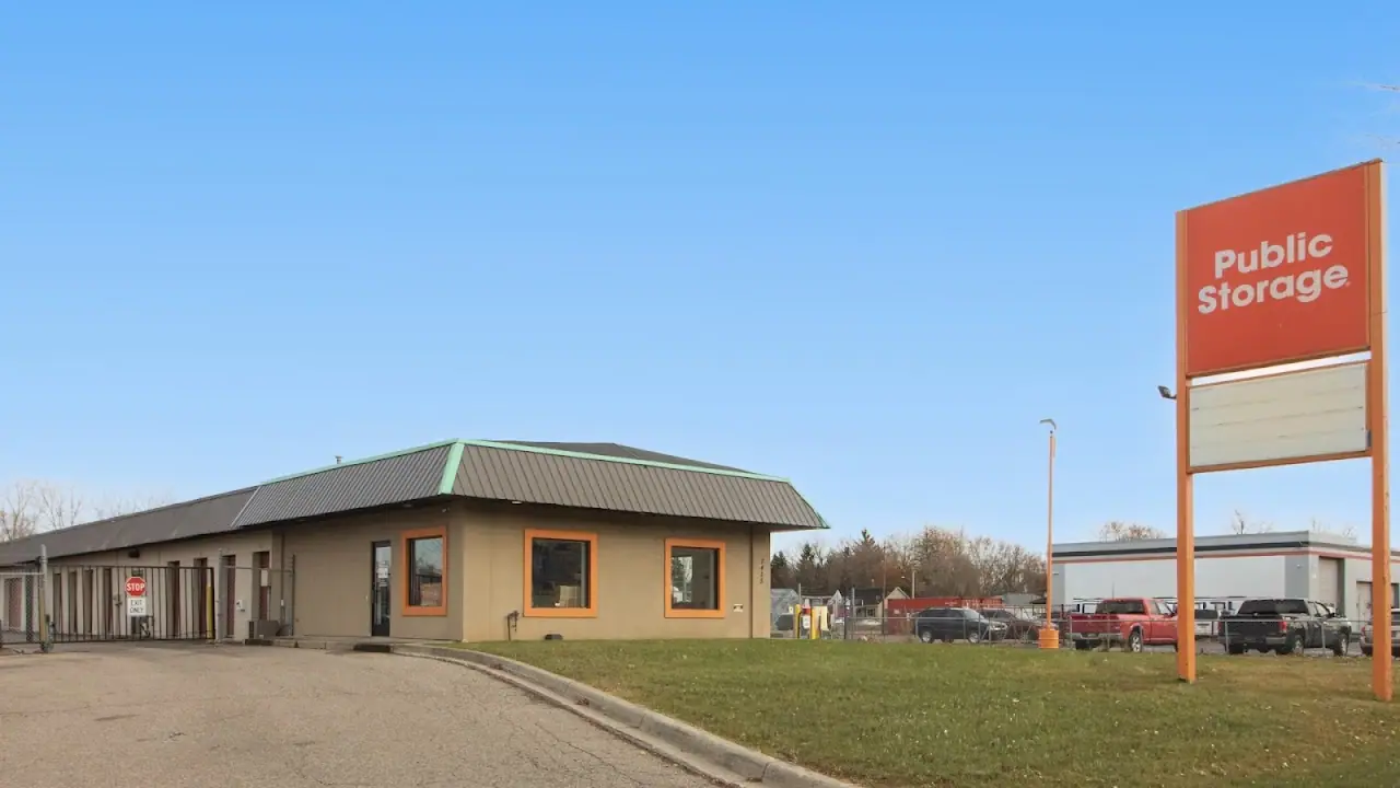 Public Storage, RV storage in Burton