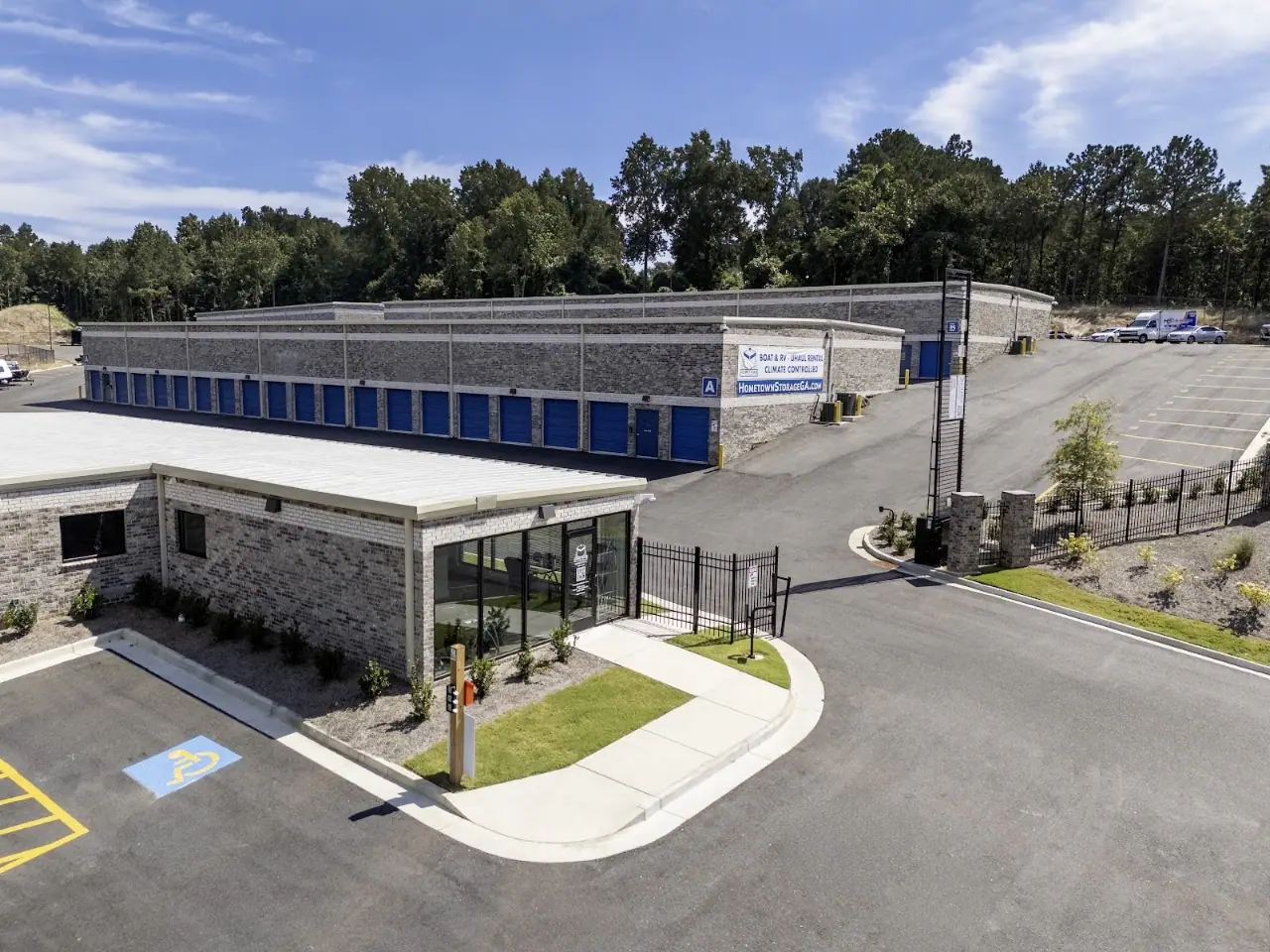 Hometown Storage, RV storage in Oakwood