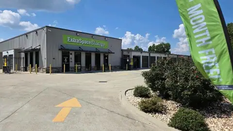 Extra Space Storage in Homewood, AL