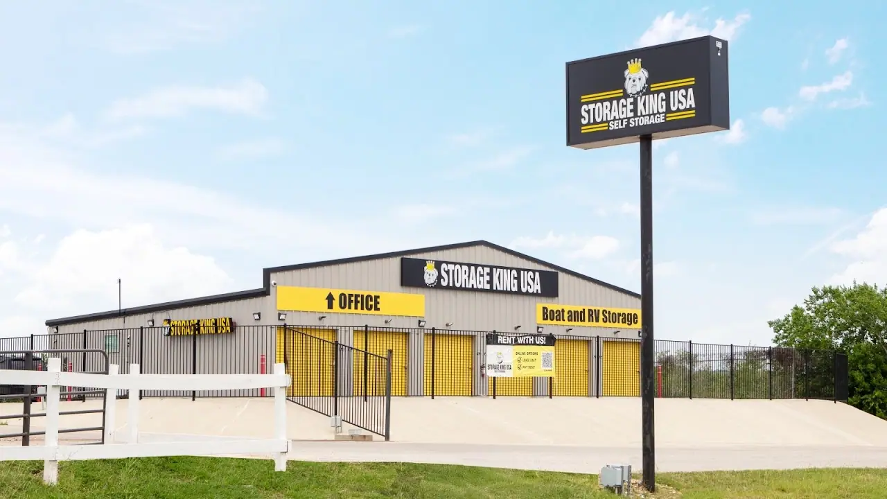 Storage King USA, RV storage in Niederwald