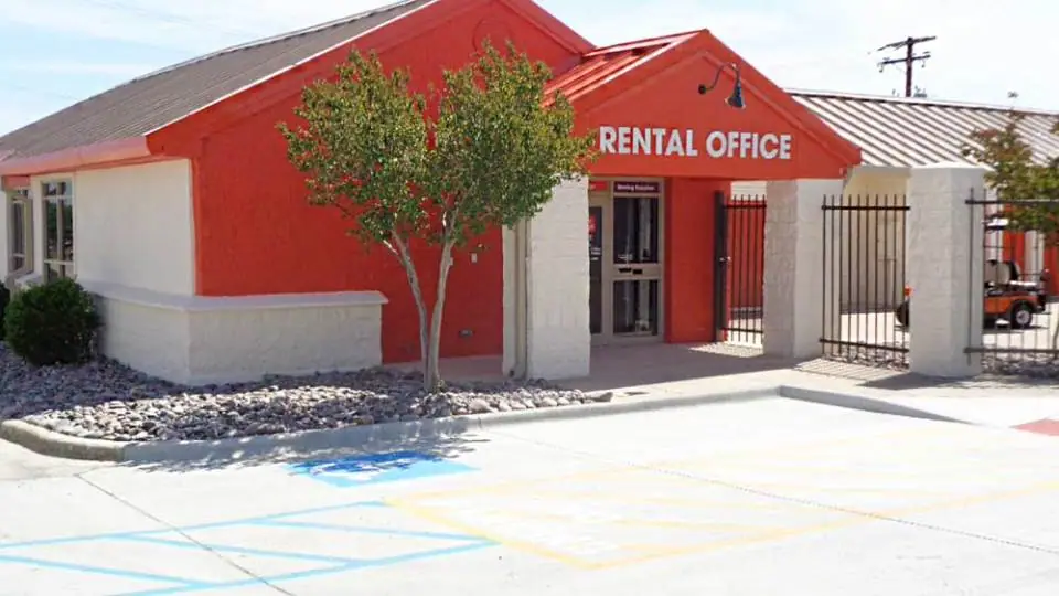 Public Storage, RV storage in Hurst