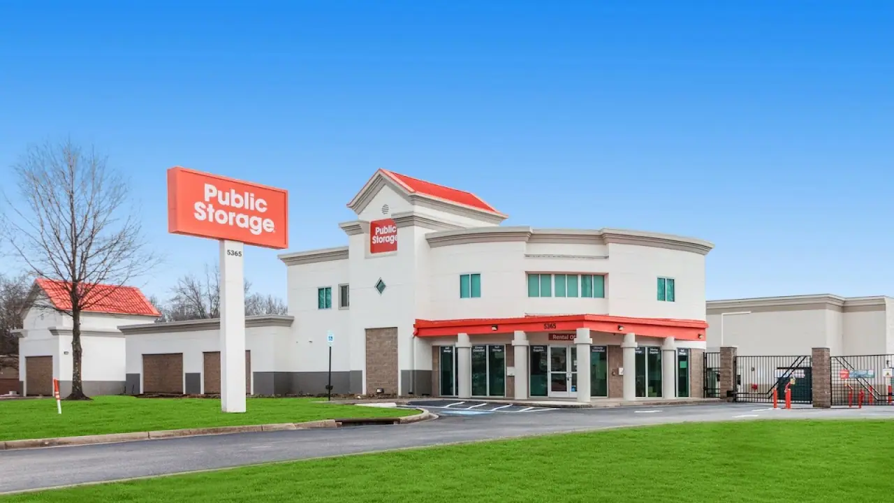 Public Storage, RV storage in Olive Branch