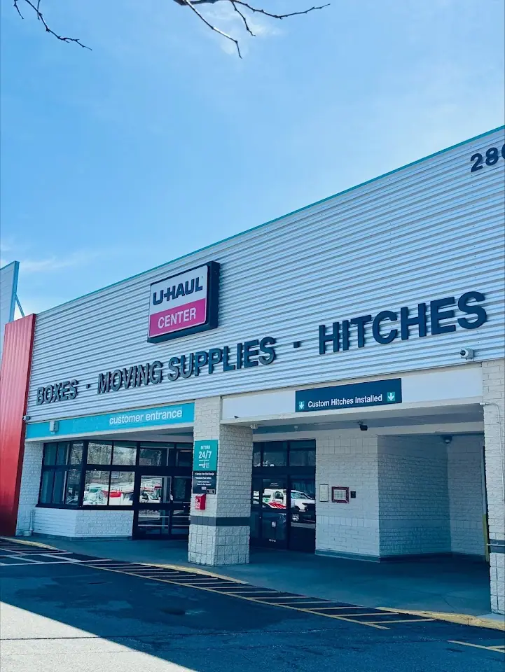 Self-Storage at U-Haul, RV storage in Taunton