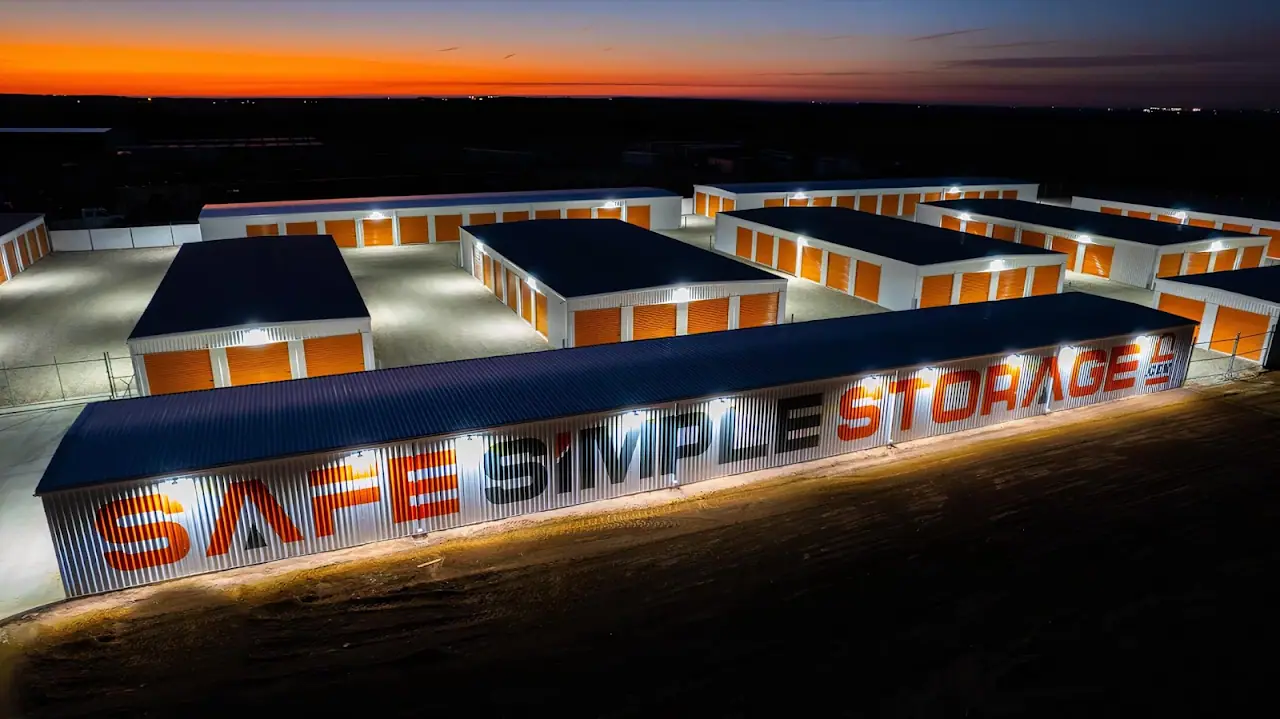 Safe Simple Storage - Wichita Falls, RV storage in Wichita Falls