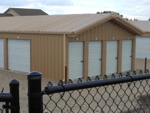 Country Corner Self Storage - Boat and RV Storage in Warrensburg, MO