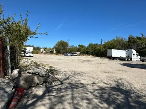 Robert's Truck and RV Storage of Balch Springs photo 2