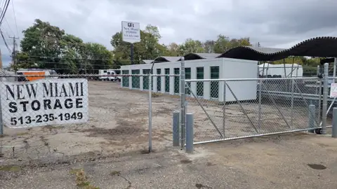 New Miami Storage photo 2