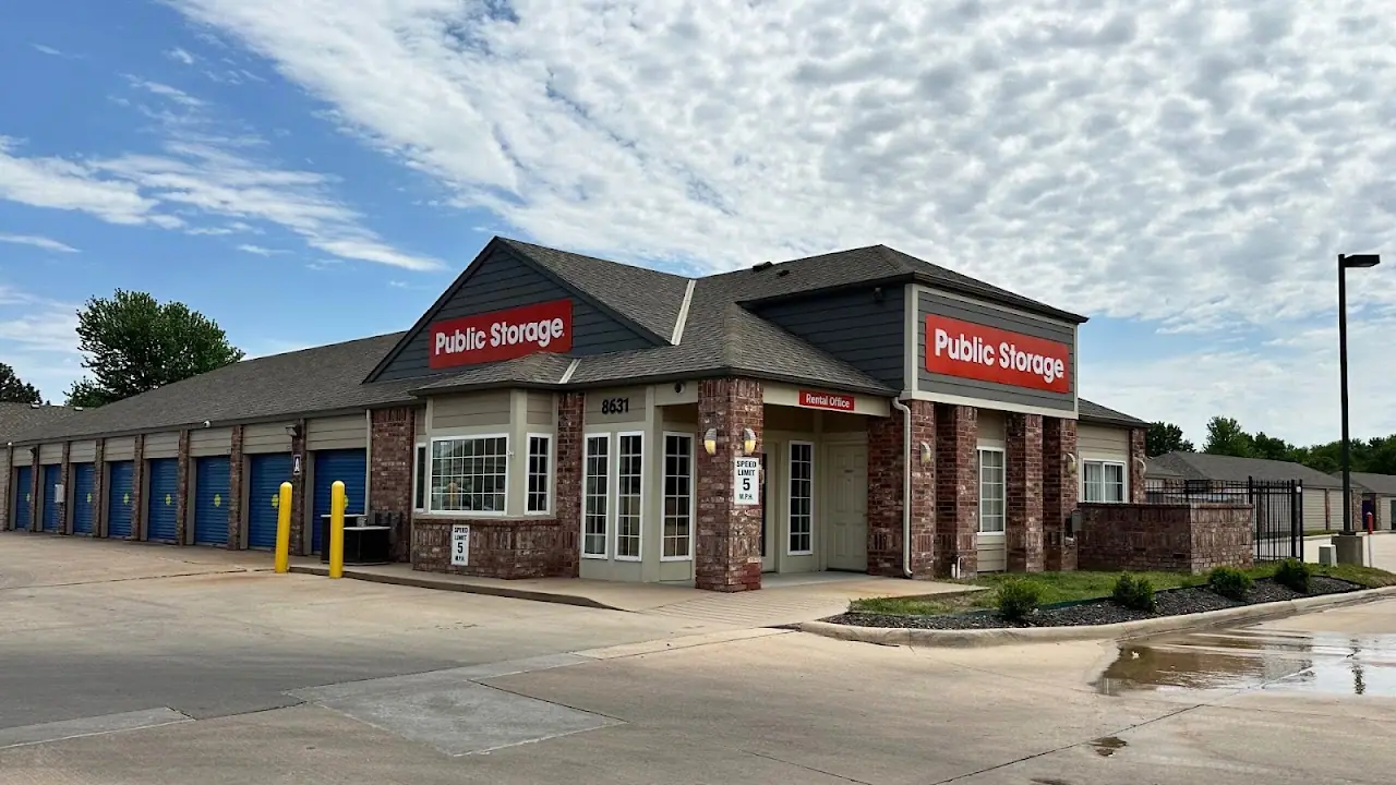 Public Storage, RV storage in Wichita