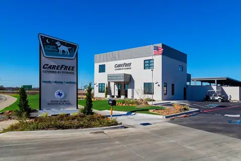 Carefree Covered RV & Boat Storage in Wylie, TX