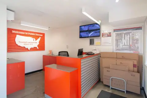 Public Storage photo 2