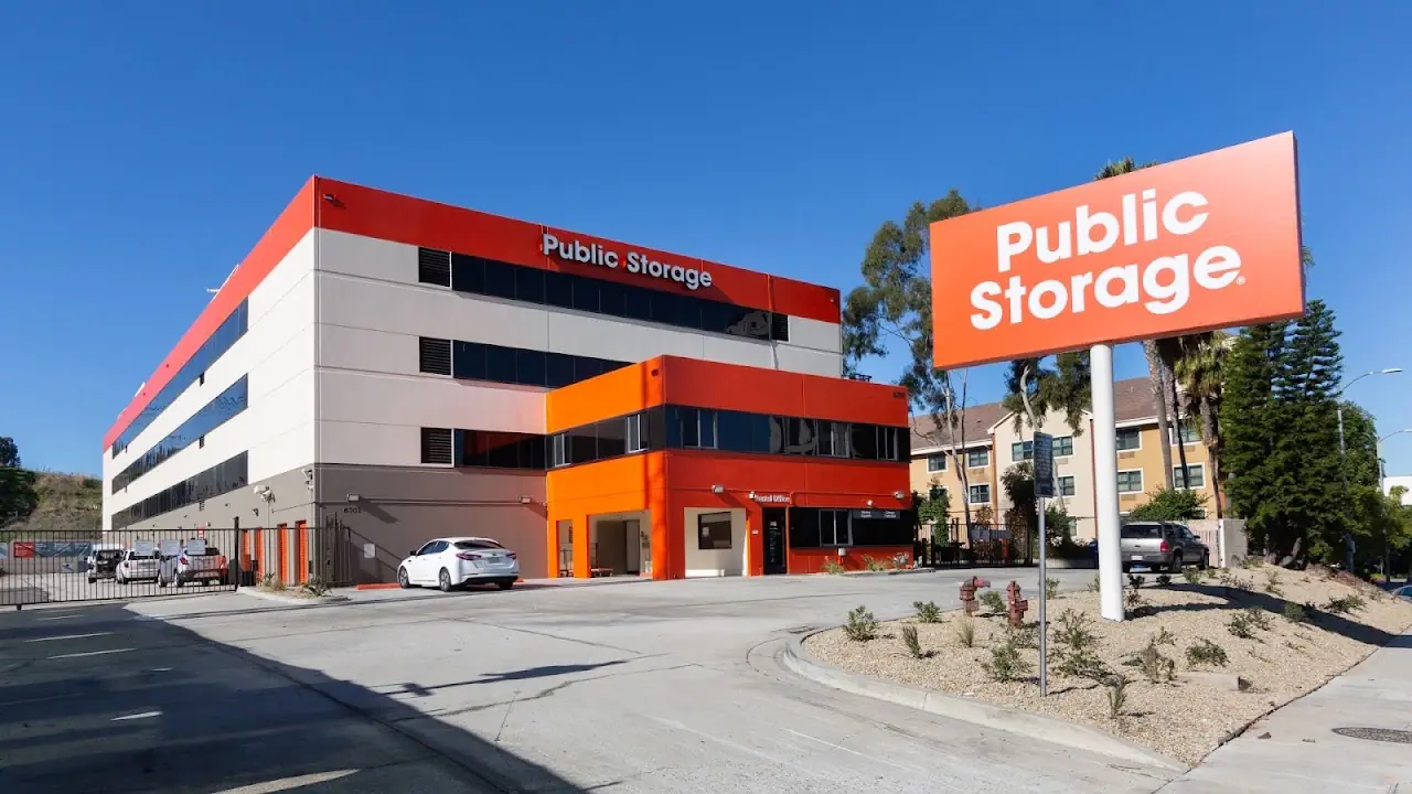 Public Storage, RV storage in Los Angeles