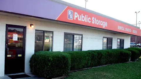 Public Storage photo 2