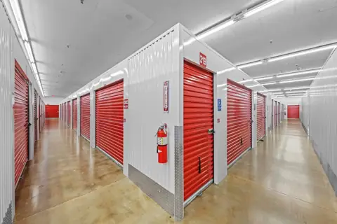 10 Federal Storage photo 2