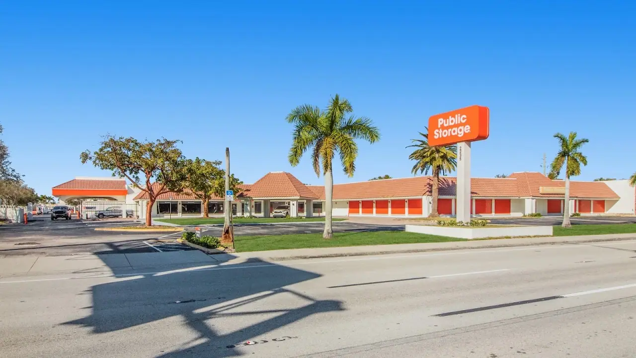 Public Storage, RV storage in Fort Myers