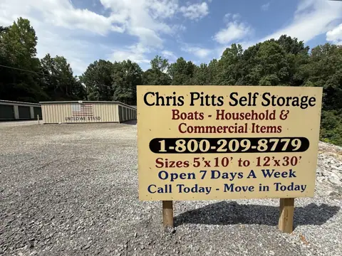 Chris Pitts Self Storage in Dover, TN