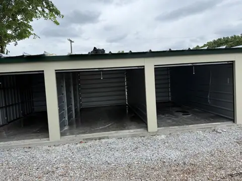 Chris Pitts Self Storage photo 2