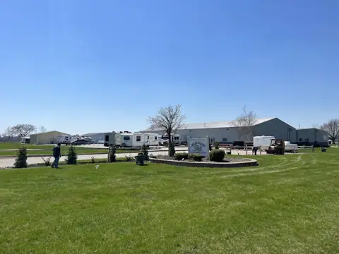 Soto-Mayn RV Storage Big Rock photo 2