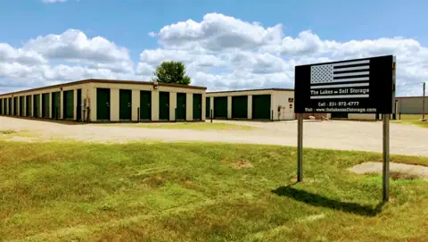 The Lakes Self Storage photo 2