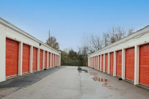 Public Storage photo 3