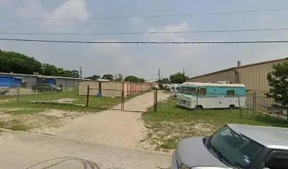 Charlie's Mini Storage, RV storage in Austin