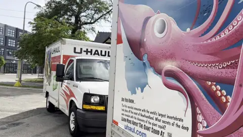 U-Haul Trailer Hitch Super Center at University Ave photo 2