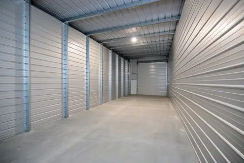 MegaStorage Tiffin photo 2