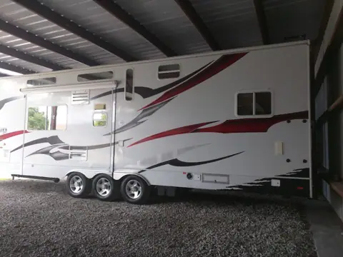 Florida Covered Storage in Pinellas Park, FL