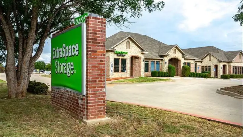 Extra Space Storage, RV storage in Carrollton