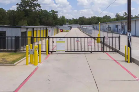 Storage King USA photo 3