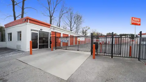 Public Storage photo 2