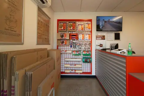 Public Storage photo 2