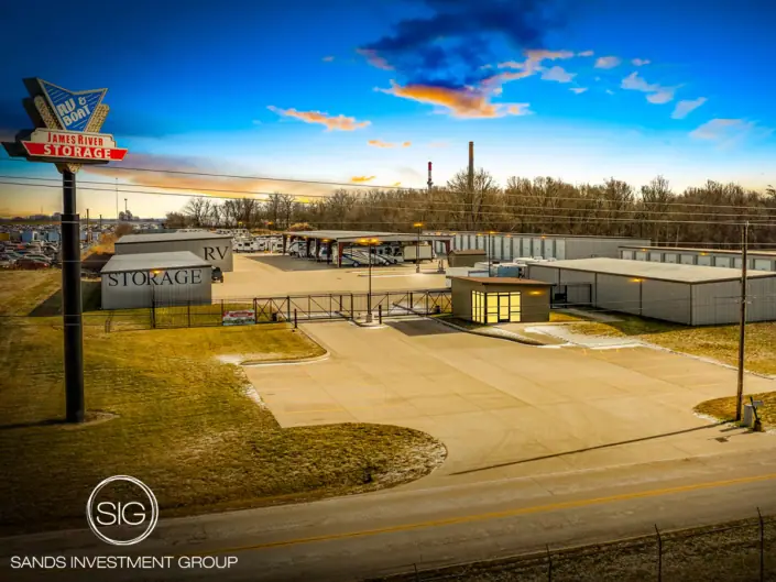 James River RV & Boat Storage, RV storage in Battlefield