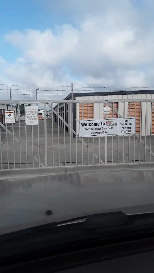 Storage Zone Self Storage and Business Centers, RV storage in Tifton