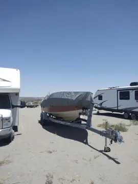 Top Flight Vehicle Storage - Adelanto RV Storage and Trailer Storage photo 2