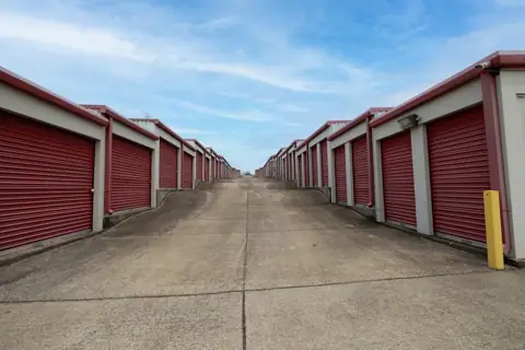 Go Store It Self Storage photo 2