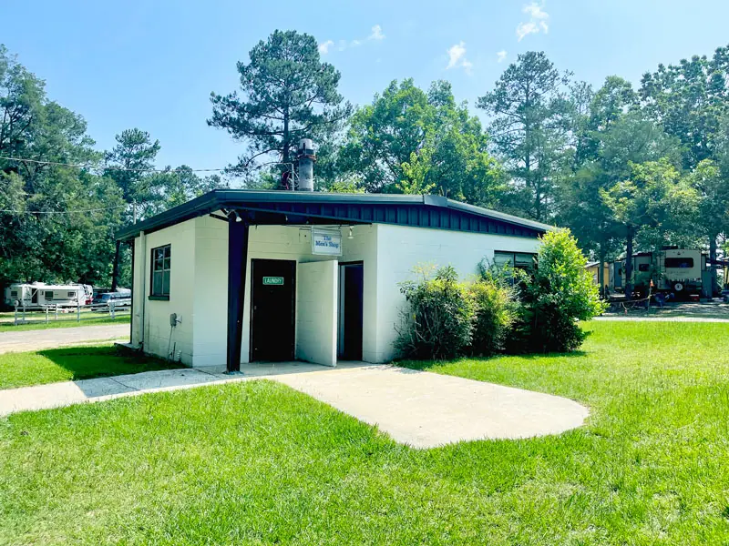 Southern Gates RV Park & Campground, RV storage in Arabi